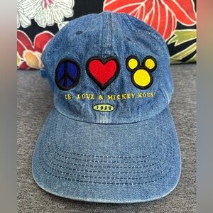 🧢⭐️ Official 90s Walt Disney denim cap! 🧢⭐️